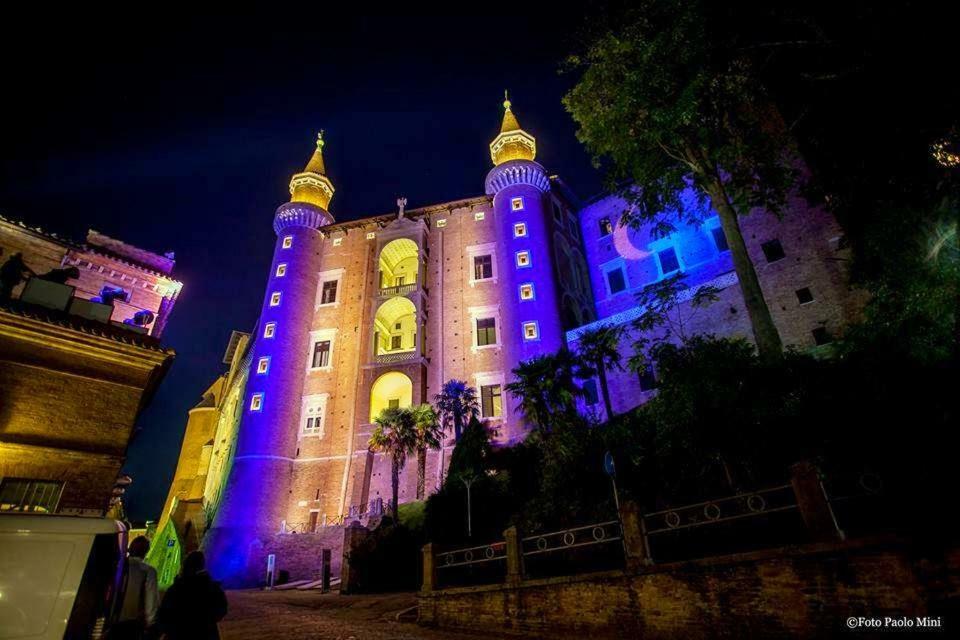 B&B I Canonici Урбино Екстериор снимка
